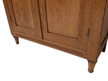 Arts & Crafts Art Nouveau Bookcase with Original Green Glass, 1900s